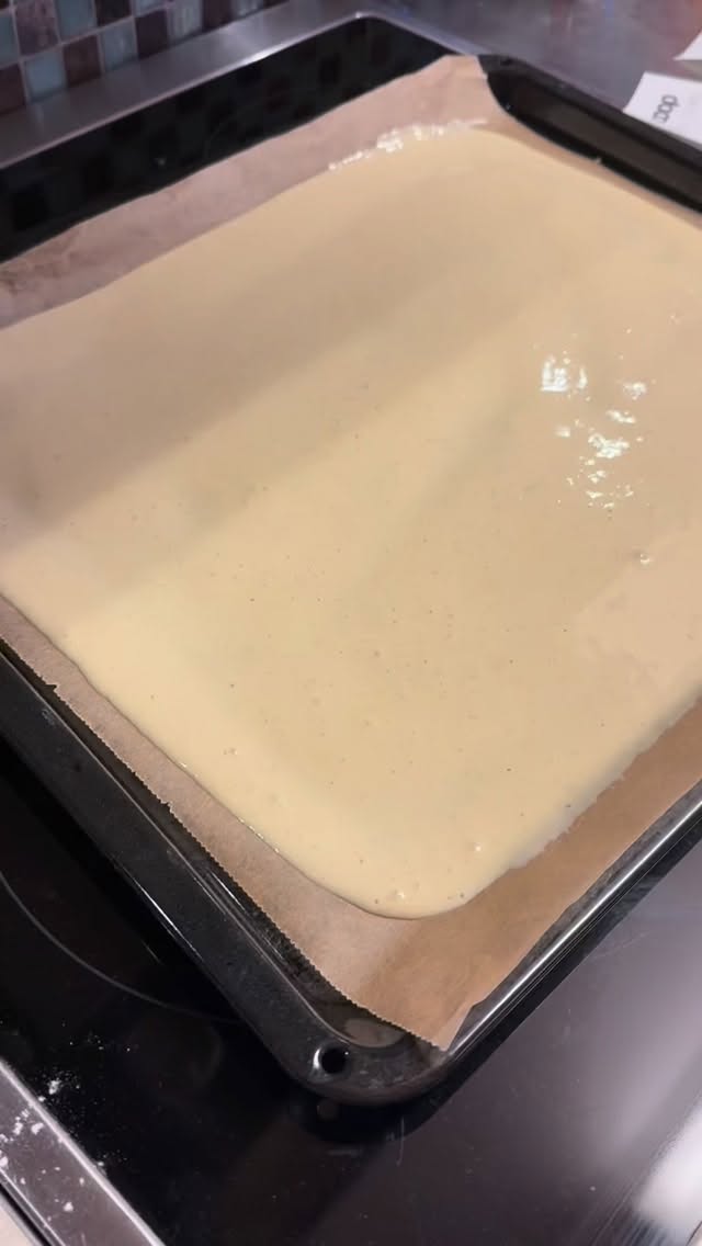 Chef Mió making #dessert for @lindstrmlisa @ella_the_author @ablativusabsolutus @daniellindgren21